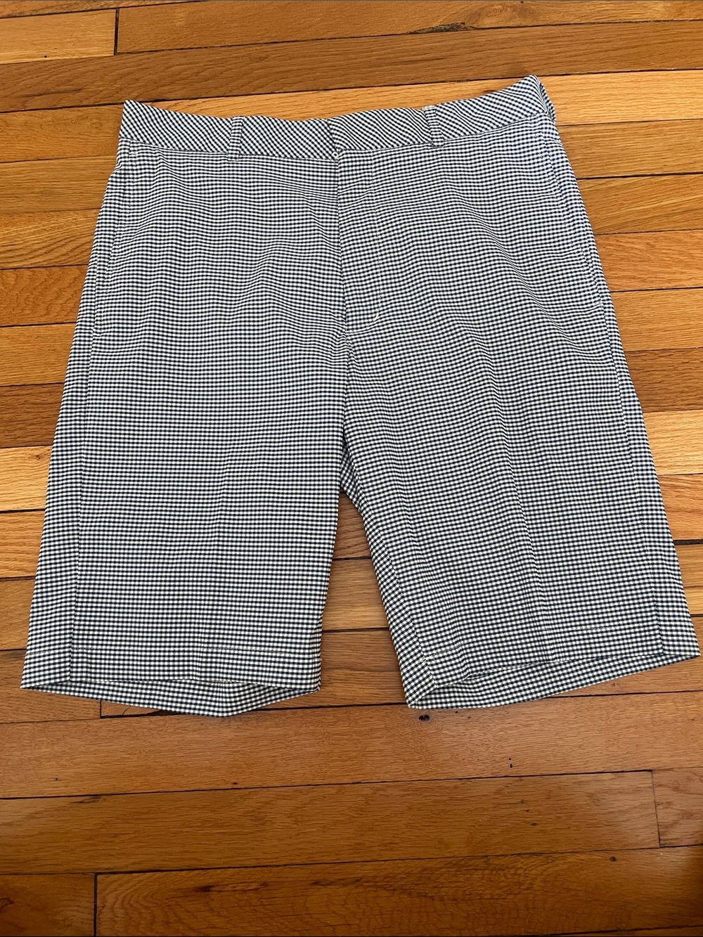 Walter Hagen Black & White Micro-Check Flat-Front Shorts